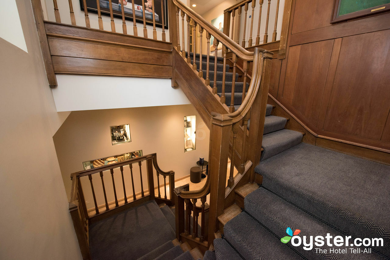 Old Bank Hotel Oxford Exteriér fotografie The staircase at the hotel